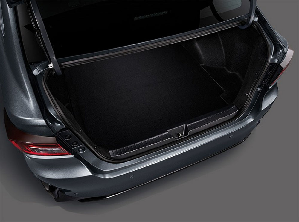 Al Toyota Yaris le sale 'culo' 56 Motor16 2022 Toyota Yaris Ativ 54 Motor16