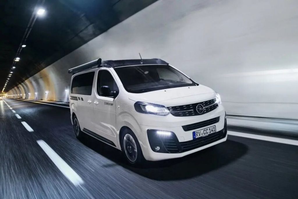 Opel Zafira e-Life Crosscamp Flex