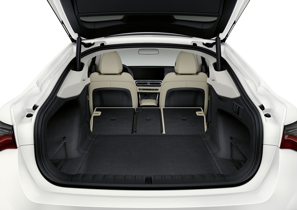 El electrizante BMW i4 estrena versión de acceso 8 Motor16 2023 BMW i4 eDrive35 3 Motor16