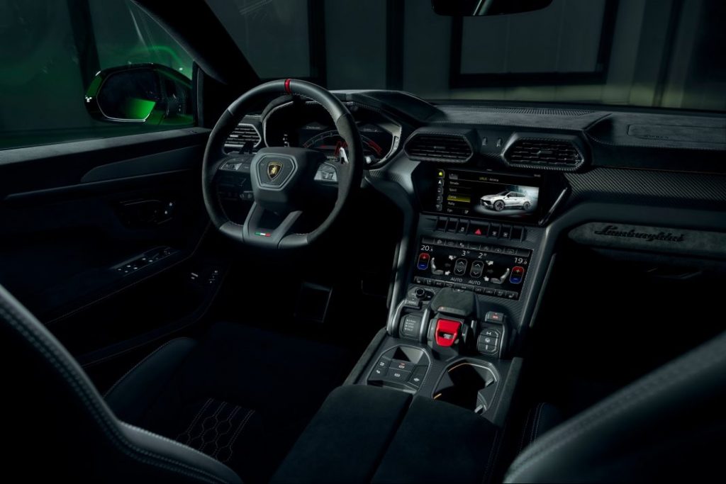 2023 Lamborghini Urus Performante 38 Motor16