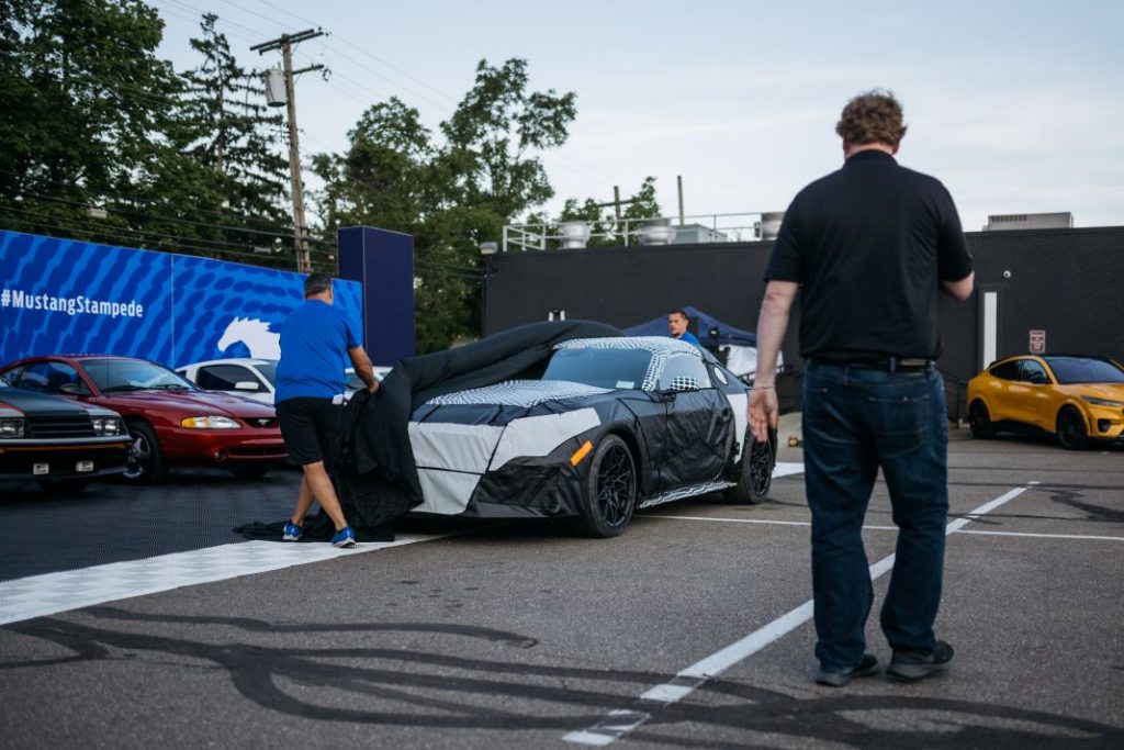 Nace un nuevo Ford Mustang, y esta vez es de verdad… 2 Motor16 nuevo Ford Mustang