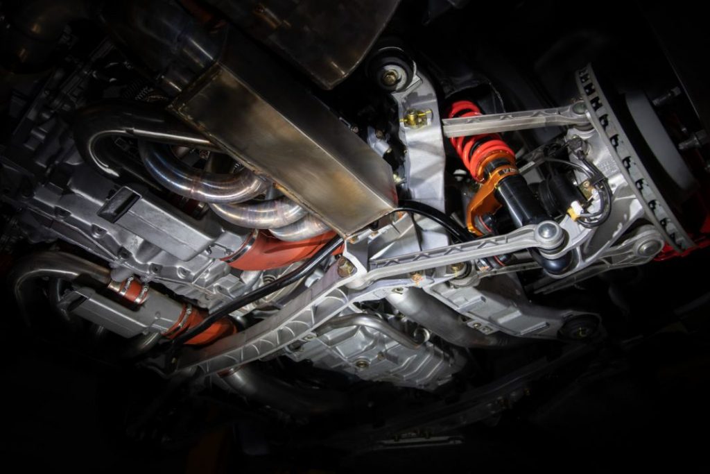 Autoart 993R suspension 1 Motor16