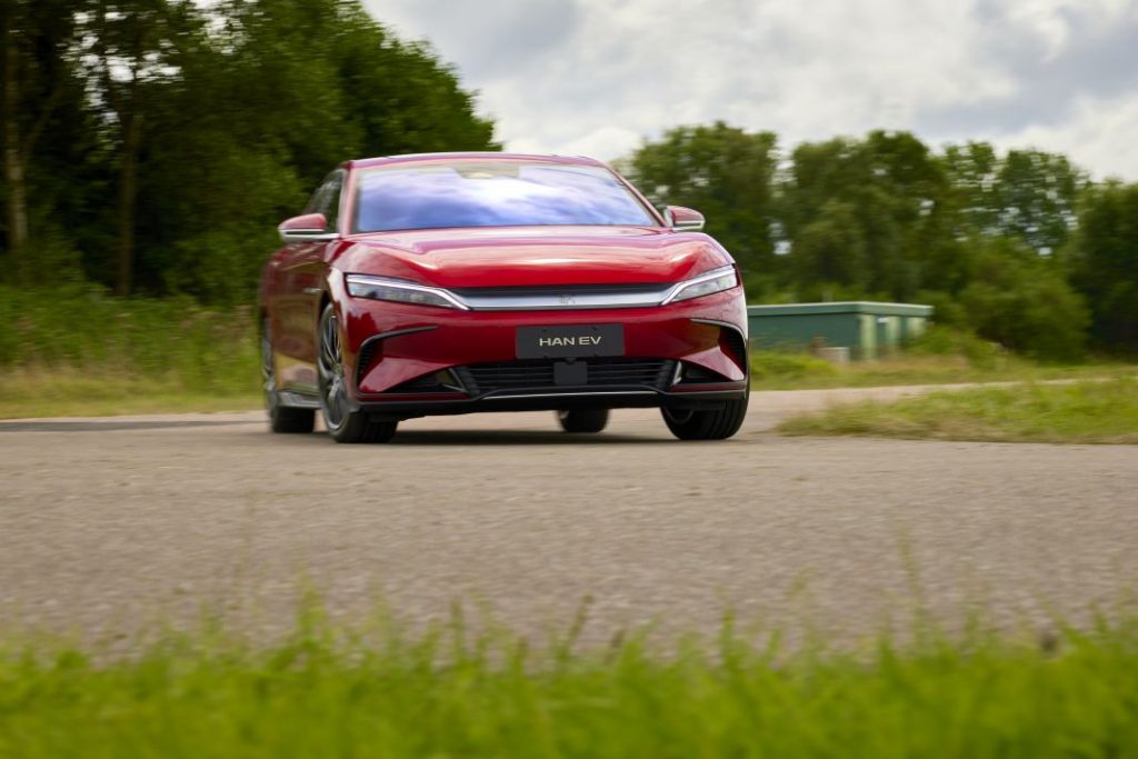 La 'alineación' de BYD para triunfar en Europa 21 Motor16 BYD HAN 8 1 Motor16