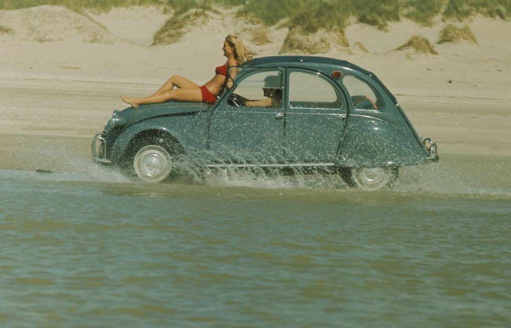 Citroën 2CV, un coche de leyenda 37 Motor16 Citroen 2CV 5 Motor16