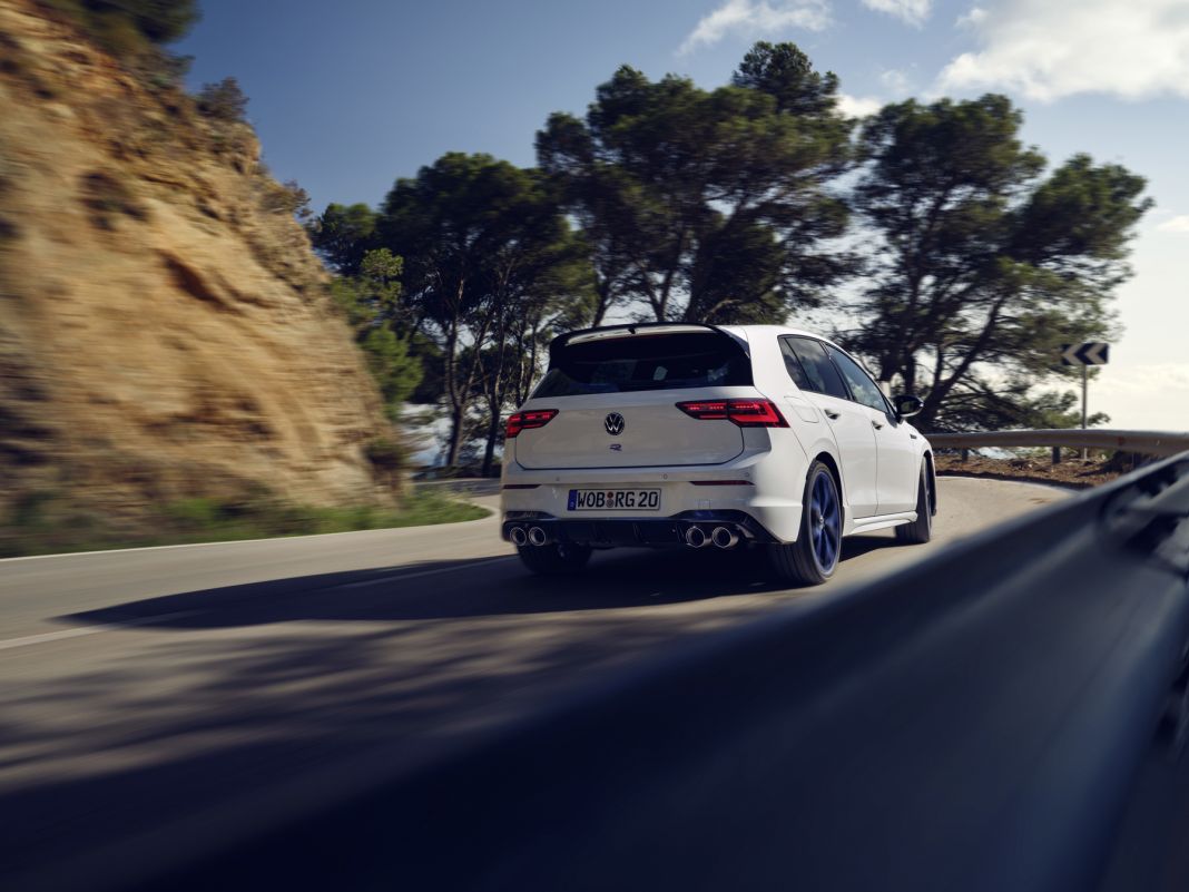 Nuevo Volkswagen Golf R 20 Years, el Golf R más rápido de la historia de Nürburgring 18 Motor16 DB2022AU00464 medium Motor16
