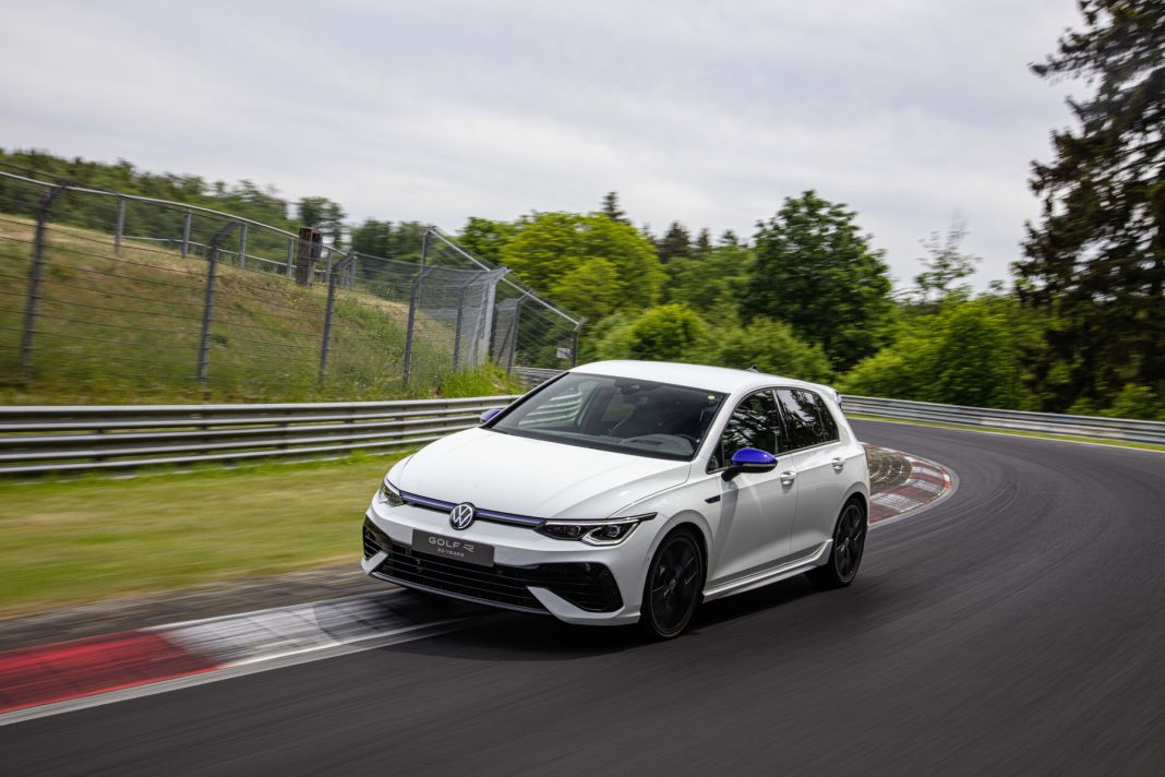 Nuevo Volkswagen Golf R 20 Years, el Golf R más rápido de la historia de Nürburgring 7 Motor16 VW Golf R 20 Years