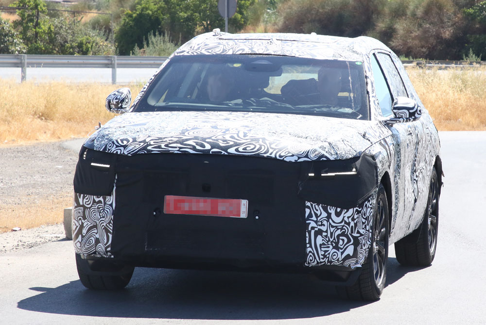 ¿Será este el nuevo Ford Mondeo? 14 Motor16 FORD MONDEO ACTIVE 12 Motor16