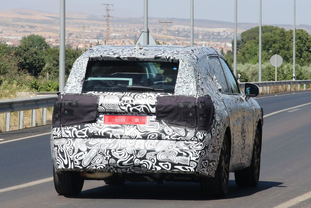 ¿Será este el nuevo Ford Mondeo? 32 Motor16 FORD MONDEO ACTIVE 30 Motor16