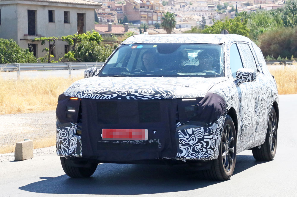 ¿Será este el nuevo Ford Mondeo? 2 Motor16 FORD MONDEO ACTIVE 33 Motor16