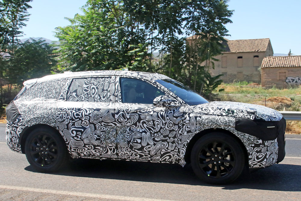 ¿Será este el nuevo Ford Mondeo? 7 Motor16 FORD MONDEO ACTIVE 5 Motor16