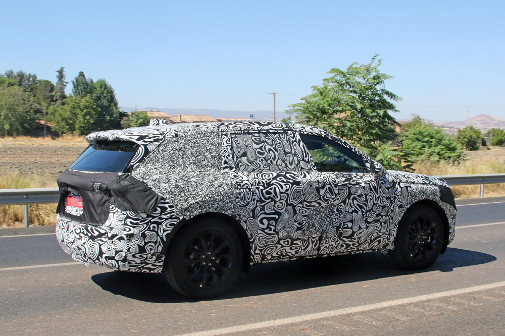 ¿Será este el nuevo Ford Mondeo? 9 Motor16 FORD MONDEO ACTIVE 7 Motor16