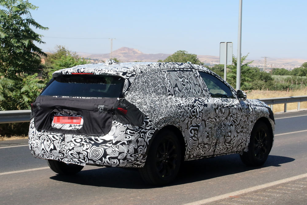 ¿Será este el nuevo Ford Mondeo? 10 Motor16 FORD MONDEO ACTIVE 8 Motor16