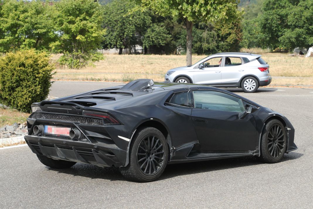 Lamborghini Huracan Sterrato 10 Motor16