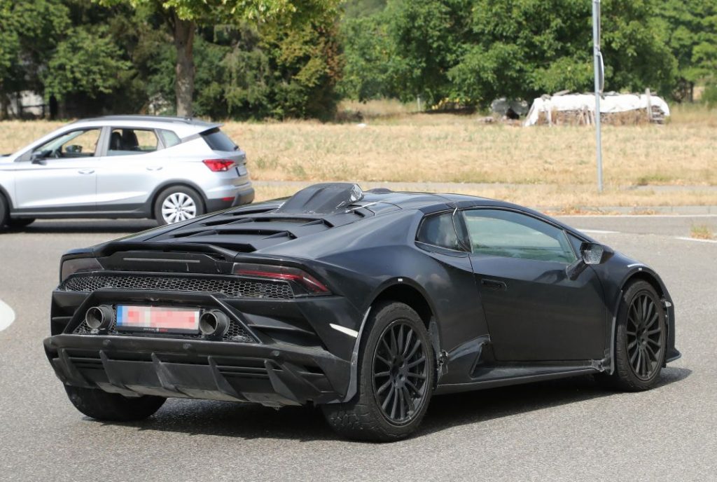 Lamborghini Huracan Sterrato.