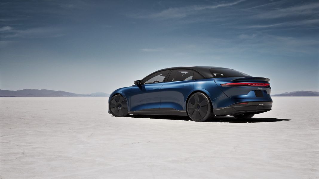 Lucid Air, desafía y supera a Tesla en su propio terreno 7 Motor16 Lucid Air Sapphire 17 Motor16