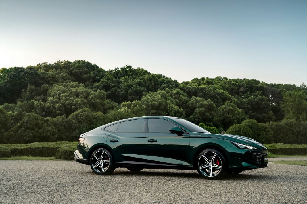 MG7, una espectacular berlina coupé China que nos recuerda al Audi A7 11 Motor16 MG 7 9 Motor16