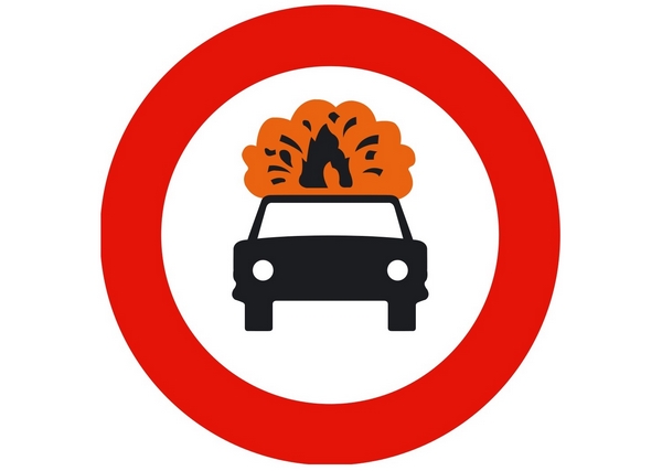 Estas son las señales de tráfico más raras que te puedes encontrar en la carretera 9 Motor16 Señales de tráfico raras mercancía explosiva