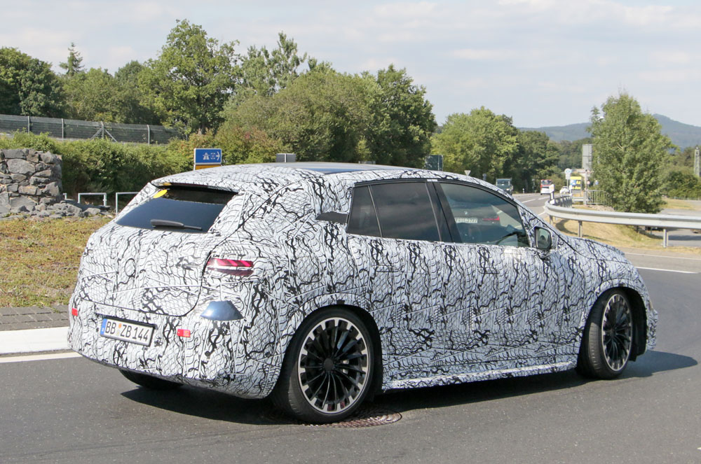 Mercedes AMG EQE SUV 11 Motor16