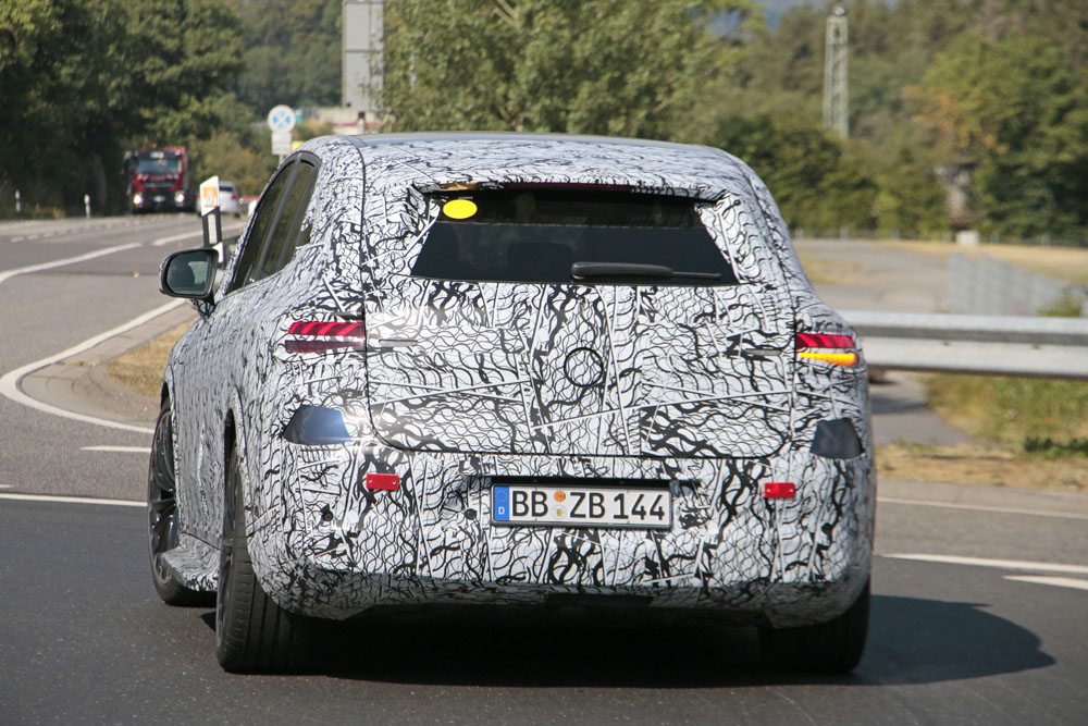 Mercedes AMG EQE SUV 14 Motor16