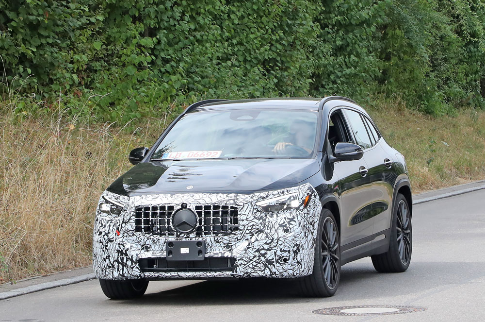El Mercedes-AMG GLA pasa por la sección de estética 4 Motor16 Mercedes AMG GLA35 facelift 1 Motor16