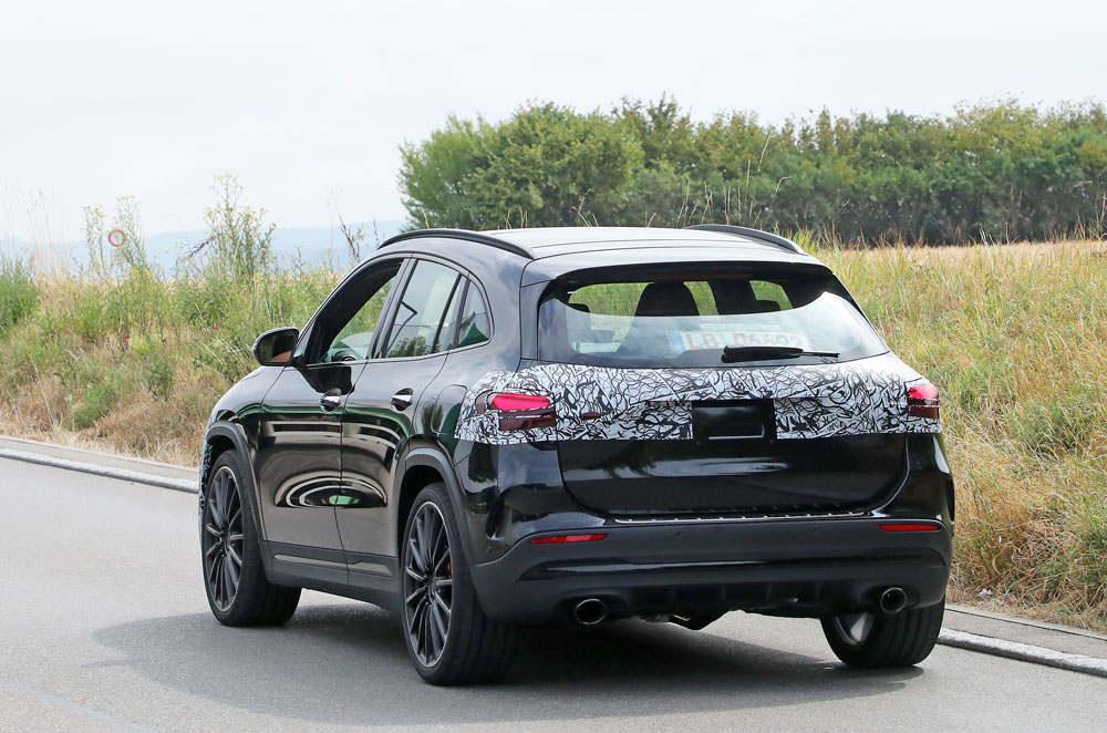 El Mercedes-AMG GLA pasa por la sección de estética 14 Motor16 Mercedes AMG GLA35 facelift 11 Motor16