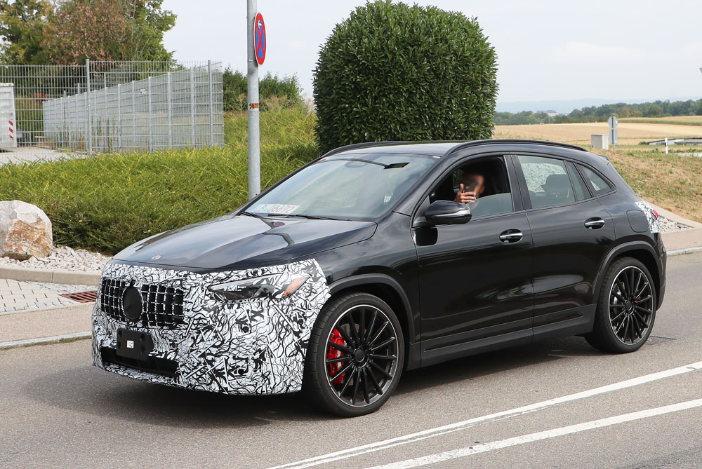 El Mercedes-AMG GLA pasa por la sección de estética 18 Motor16 Mercedes AMG GLA35 facelift 15 Motor16