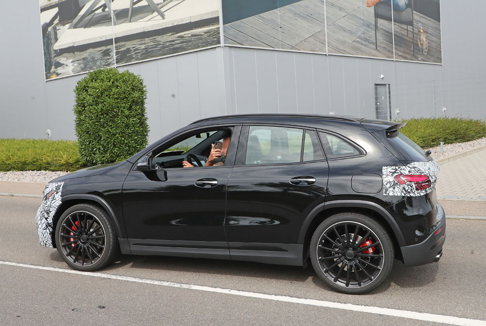 El Mercedes-AMG GLA pasa por la sección de estética 23 Motor16 Mercedes AMG GLA35 facelift 20 Motor16