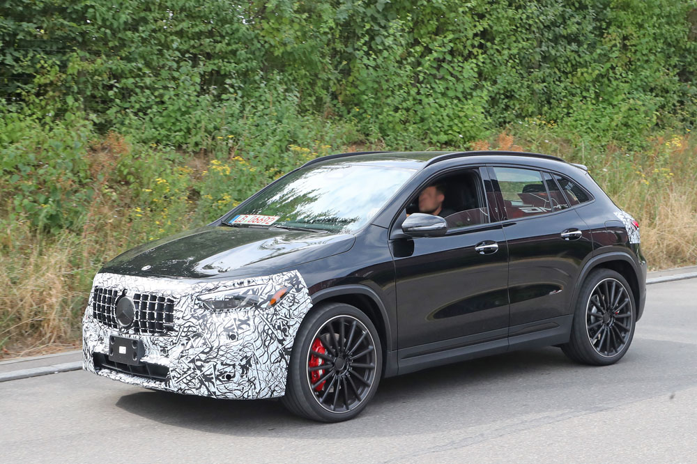 El Mercedes-AMG GLA pasa por la sección de estética 6 Motor16 Mercedes AMG GLA35 facelift 3 Motor16