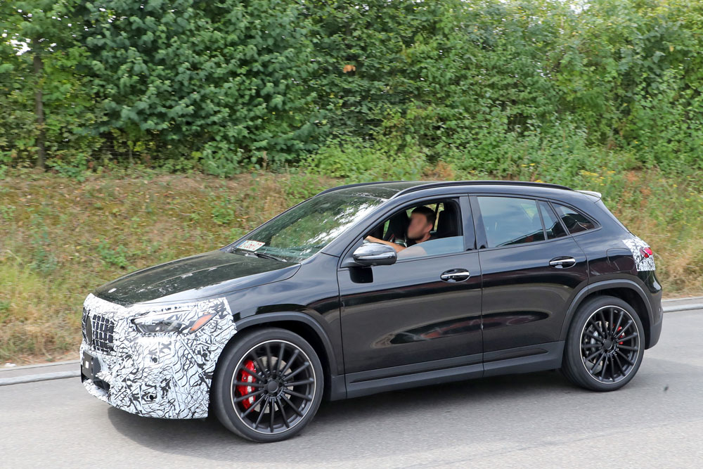 El Mercedes-AMG GLA pasa por la sección de estética 1 Motor16 Mercedes AMG GLA35 facelift 4 Motor16