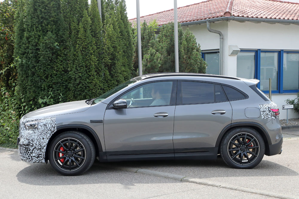 El Mercedes-AMG GLA pasa por la sección de estética 36 Motor16 Mercedes AMG GLA45 facelift 8 Motor16