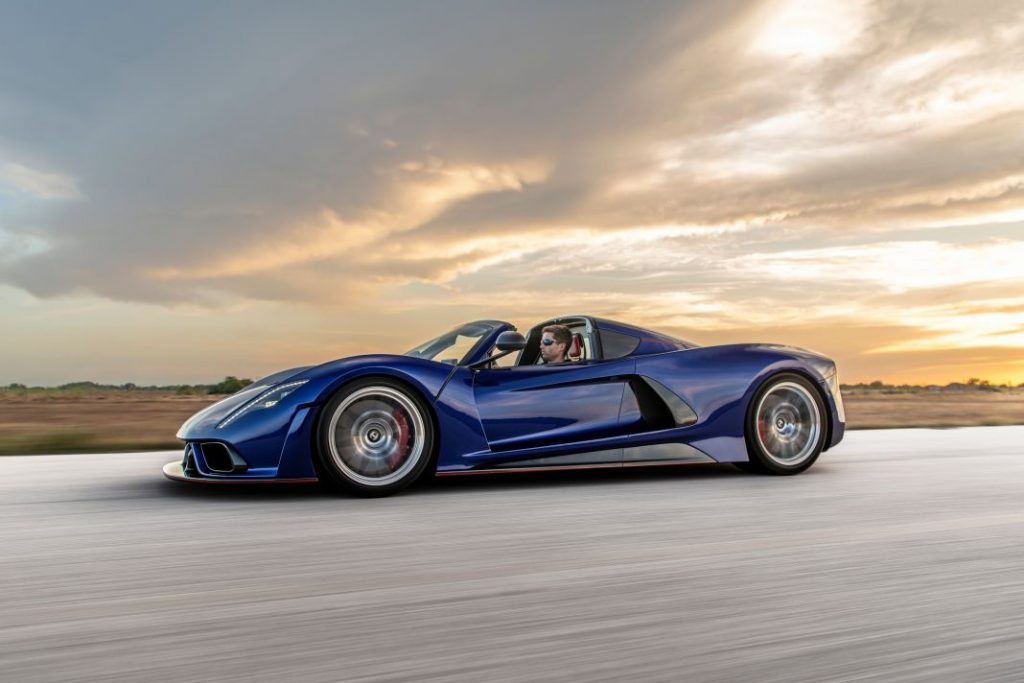 Así es el bólido que se ha comprado Michael Jordan. Sólo hay 30 y alcanza 500 km/h 146 Motor16 venom