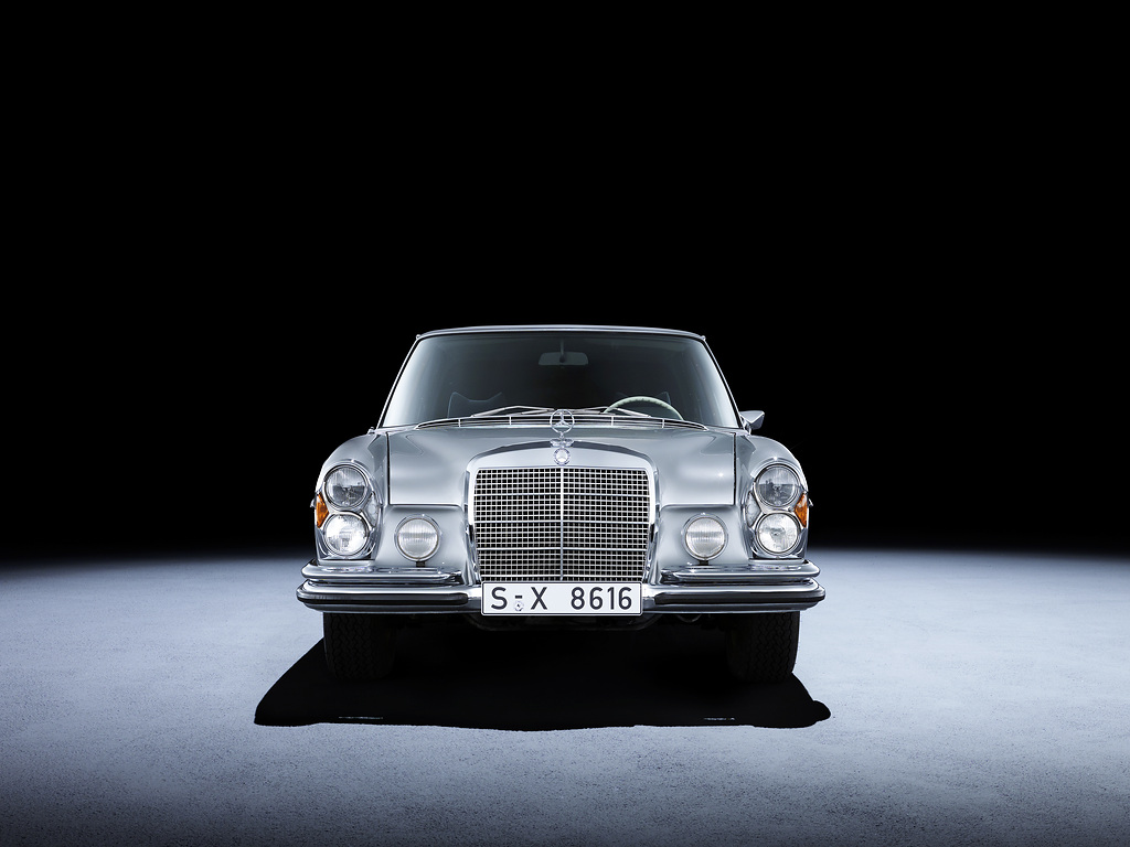 Así ha evolucionado la parrilla de los Mercedes-Benz 17 Motor16 Motor1622C0290 014 Motor16