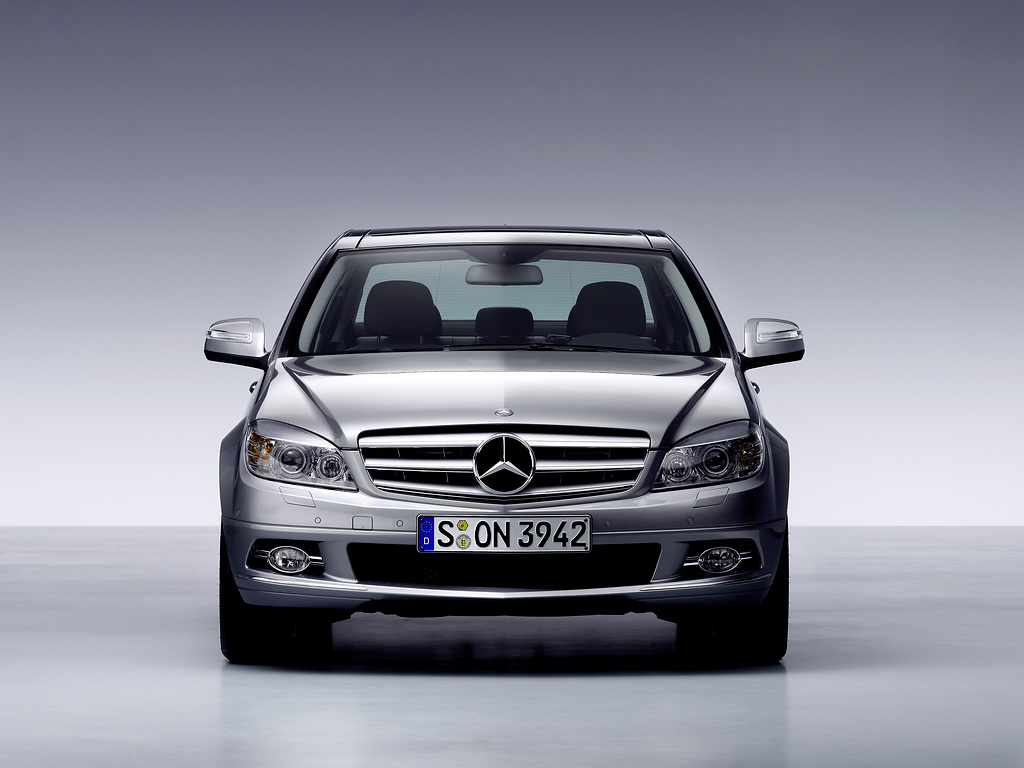 Así ha evolucionado la parrilla de los Mercedes-Benz 20 Motor16 Motor1622C0290 020 Motor16