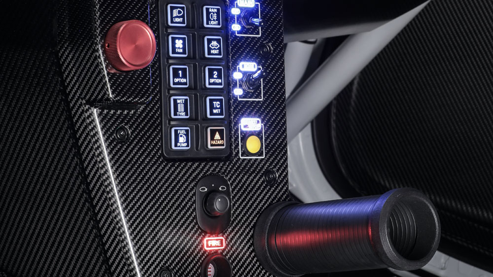 Porsche 911 GT3 R, directo para competir 9 Motor16 Porsche 911 GT3 R 6 Motor16