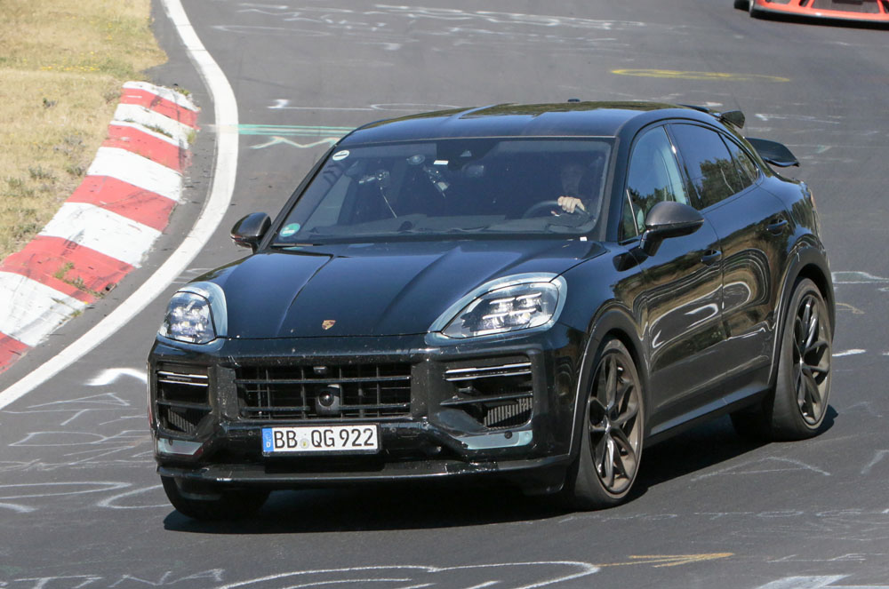 Porsche Cayenne Turbo GT: ¡cazado! por primera vez 7 Motor16 Porsche cayenne Turbo GT facelift 4 Motor16