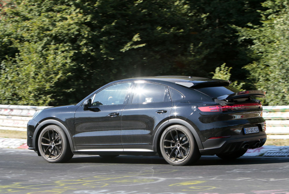 Porsche Cayenne Turbo GT: ¡cazado! por primera vez 11 Motor16 Porsche cayenne Turbo GT facelift 8 Motor16