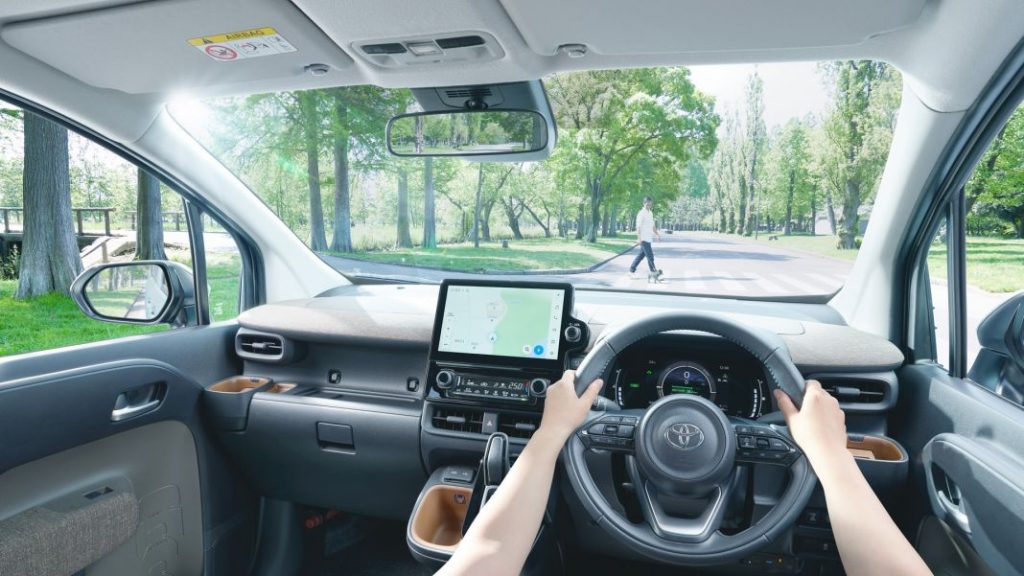 Toyota Sienta, un híbrido para 'sentar' hasta siete ocupantes 16 Motor16 Toyota Sienta Interior 2 Motor16