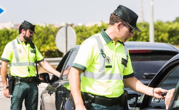 El conductor de ambulancia al que no le van a dar el premio del empleado del mes 31 Motor16 Alcoholemia