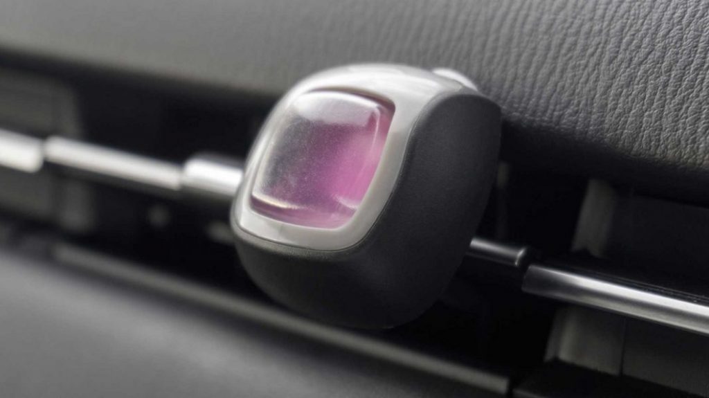 Evita los malos olores en el coche: Mercadona tiene lo que necesitas para que huela como un hotel de lujo 2 Motor16 ambientador de coche