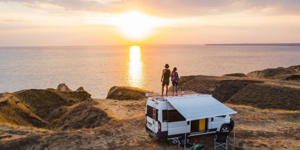 Todas las claves para llevar tu autocaravana a Ibiza estas vacaciones 22 Motor16 Lleva tu autocaravana a la playa