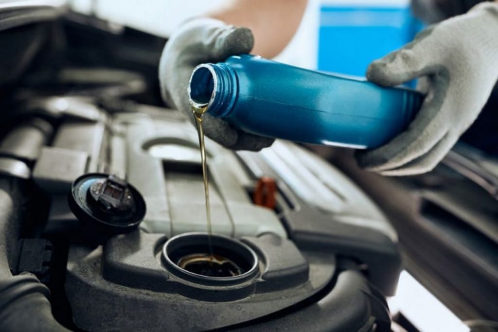 Cómo saber cuándo debes cambiar el aceite de tu coche 65 Motor16 cambio por kilometraje