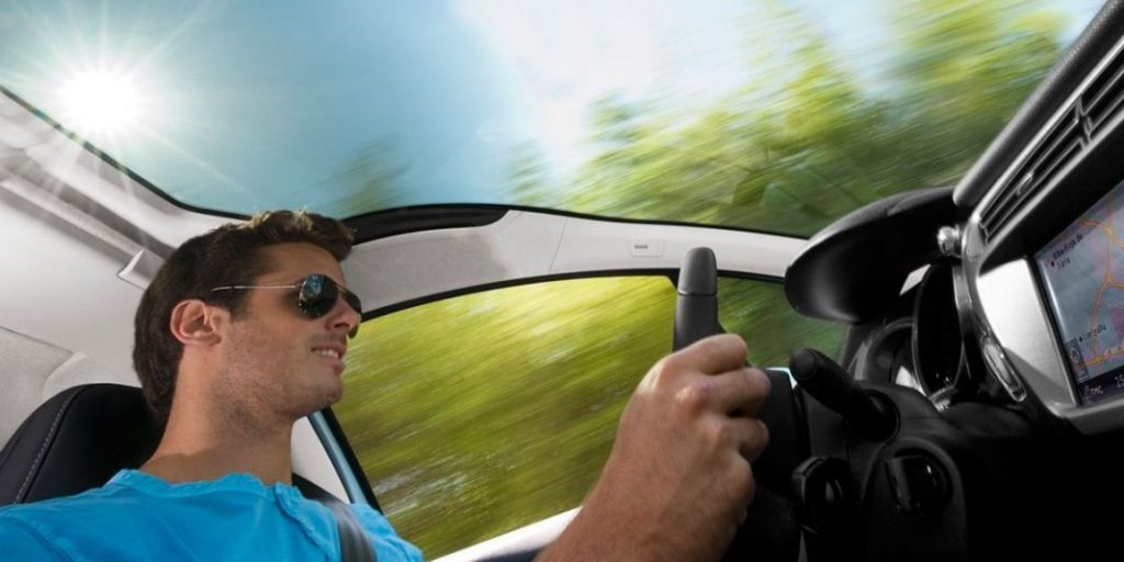 La Unión Europea presiona a la DGT: la práctica de los conductores que ahora será sancionada 56 Motor16 Sugerencias para conducir en verano