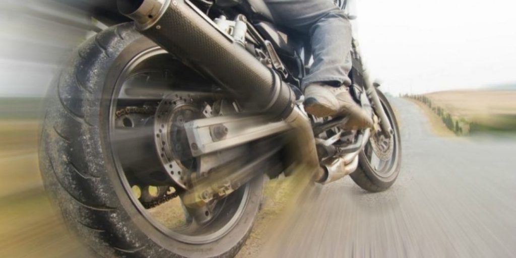 Llegan cambios al carnet de moto: échales un ojo si estás pensando en sacártelo este verano 1 Motor16 Descuidos en el examen teórico del carné de moto