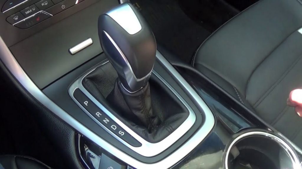 Falsos mitos: ¿gasta menos mi coche si llevo las ruedas muy infladas? 4 Motor16 Posición neutra no ahorra combustible