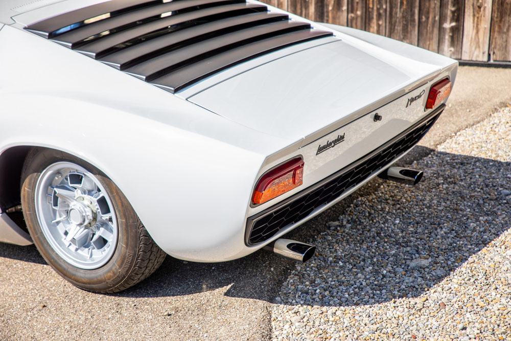 Un Lamborghini Miura con el motor 'equivocado' que será muy caro 35 Motor16 1968 Lamborghini Miura P400 35 Motor16
