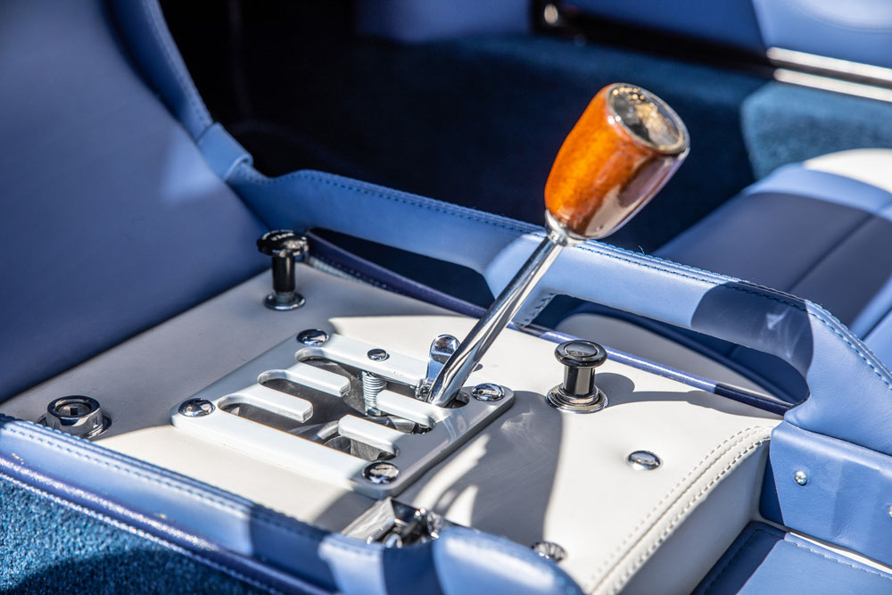 Un Lamborghini Miura con el motor 'equivocado' que será muy caro 10 Motor16 1968 Lamborghini Miura P400 9 Motor16