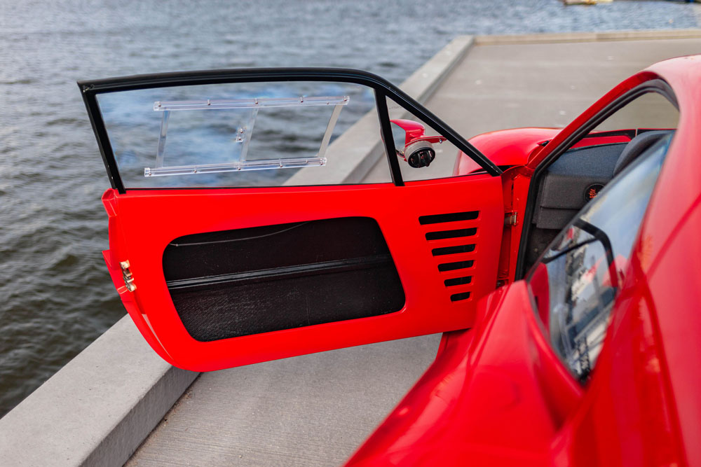 Ferrari 288 GTO Evoluzione: un raro vehículo que sale a subasta 38 Motor16 1987 Ferrari 288 GTO Evoluzione 27 Motor16