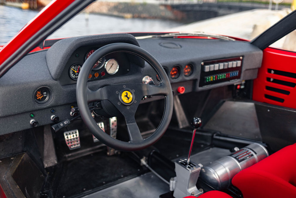 Ferrari 288 GTO Evoluzione: un raro vehículo que sale a subasta 15 Motor16 1987 Ferrari 288 GTO Evoluzione 28 1 Motor16