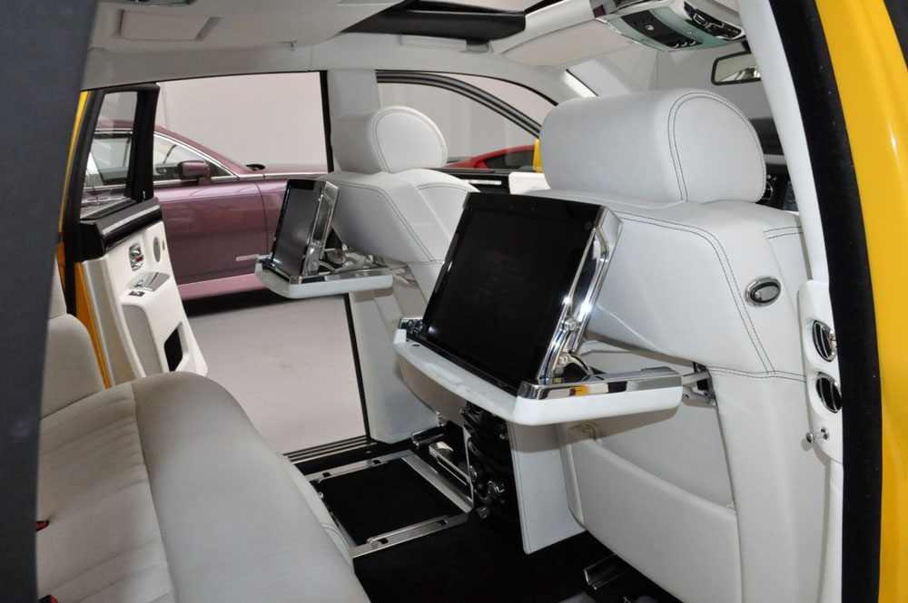 El Rolls-Royce Phantom menos discreto del mundo se vende 18 Motor16 2008 Rolls Royce Phantom Banana 12 Motor16