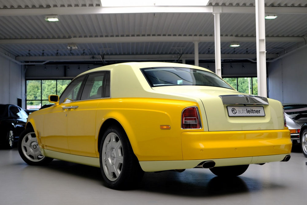 El Rolls-Royce Phantom menos discreto del mundo se vende 5 Motor16 2008 Rolls Royce Phantom Banana 3 Motor16